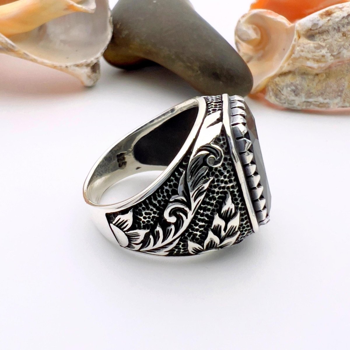 Black Onyx Stone Men's Silver Ring - TryAladdin