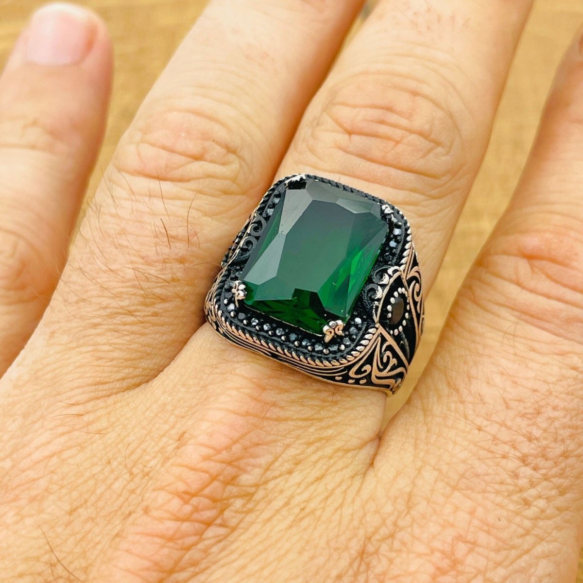 Green Stone Silver Ring - TryAladdin