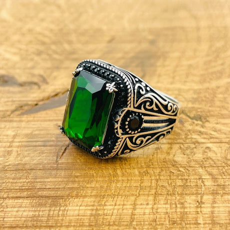 Green Stone Silver Ring - TryAladdin