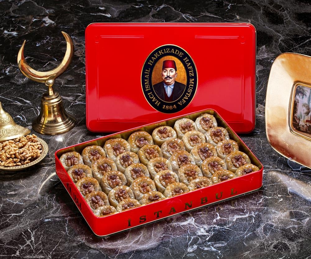 Hafiz Mustafa | Walnut Padishah Baklava (Extra Large Box) - TryAladdin