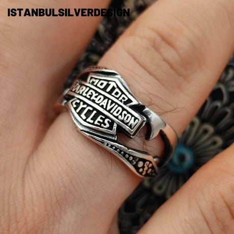 Harley Davidson Motorcycle Signet Ring - TryAladdin