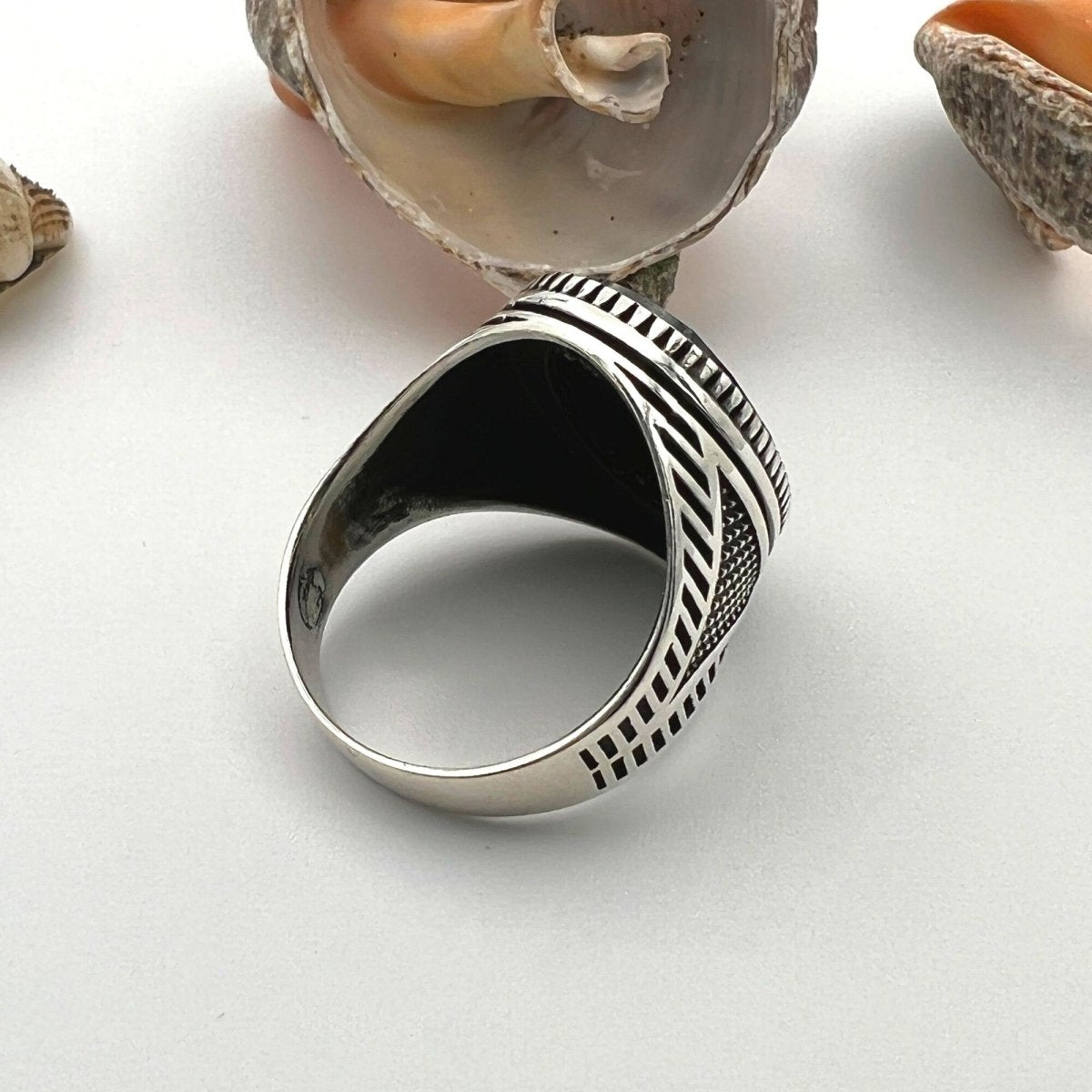 Men's Black Onyx Oval Stone Silver Ring - TryAladdin