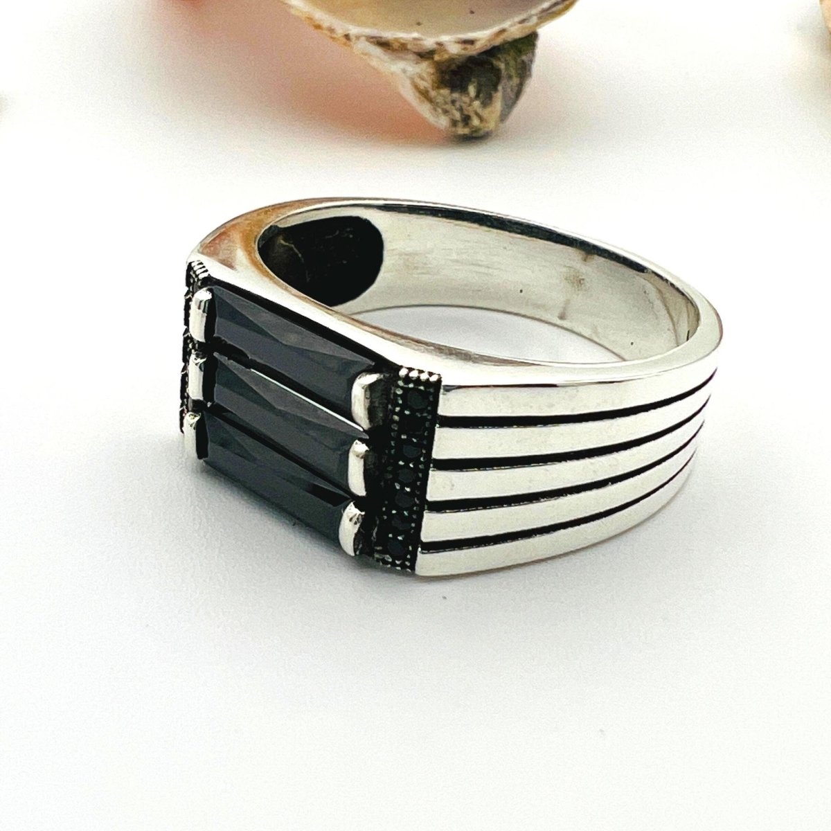 Men's Black Onyx Ring - TryAladdin