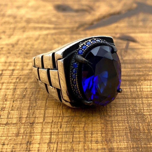 Men's Blue Oval Sapphire Stone Silver Ring - TryAladdin