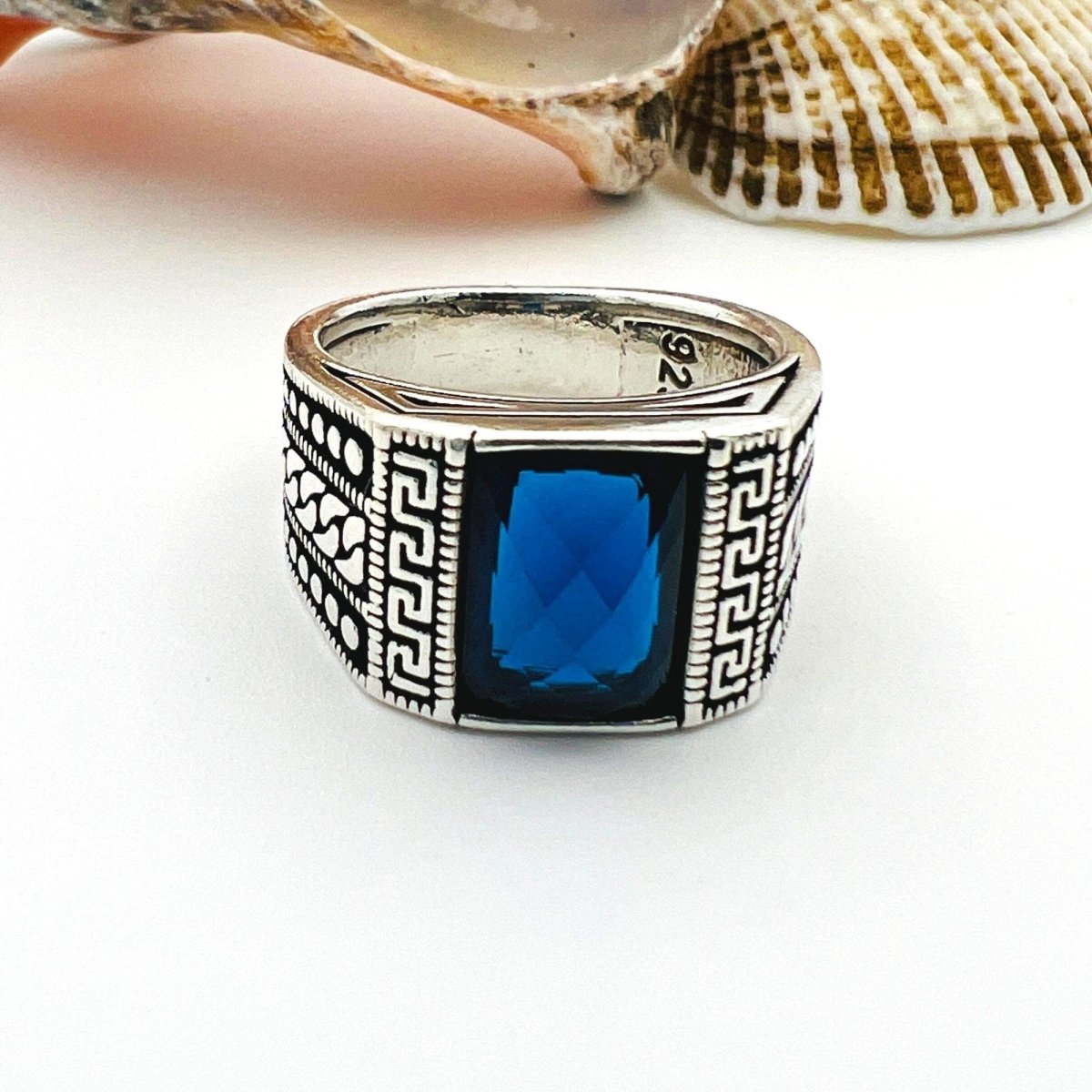 Men's Blue Sapphire Gemstone Ring - TryAladdin