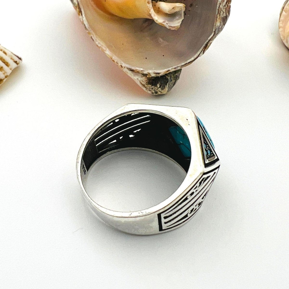 Men's Blue Turquoise Gemstone Handmade Silver Ring - TryAladdin