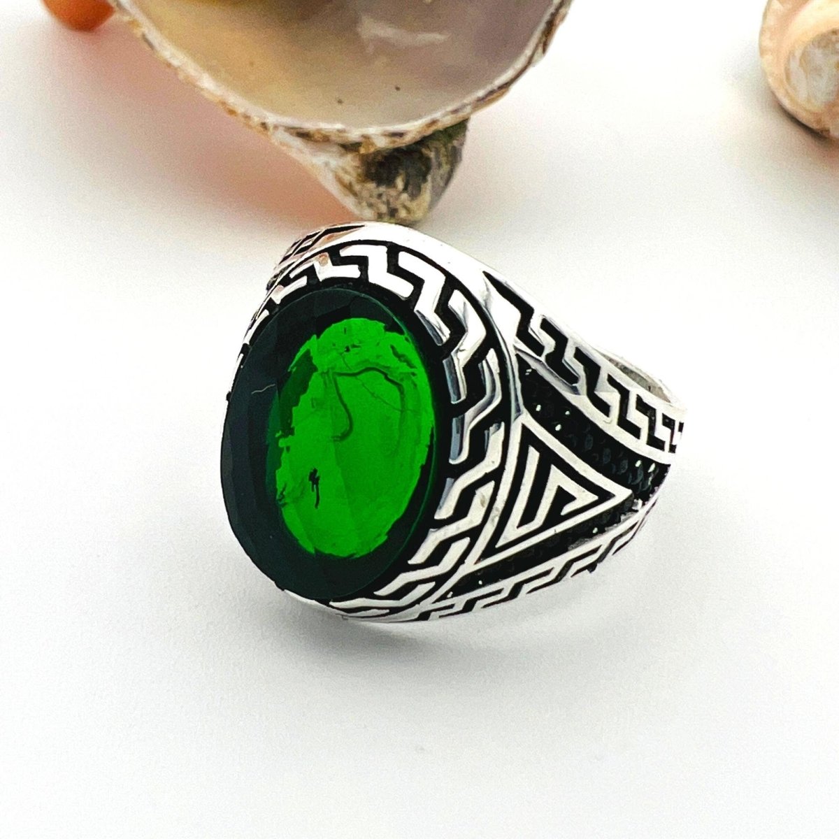 Men's Green Emerald Stone Ring - TryAladdin