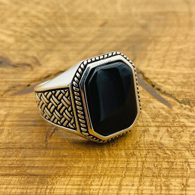 Men's Natural Black Onyx Silver Ring - TryAladdin