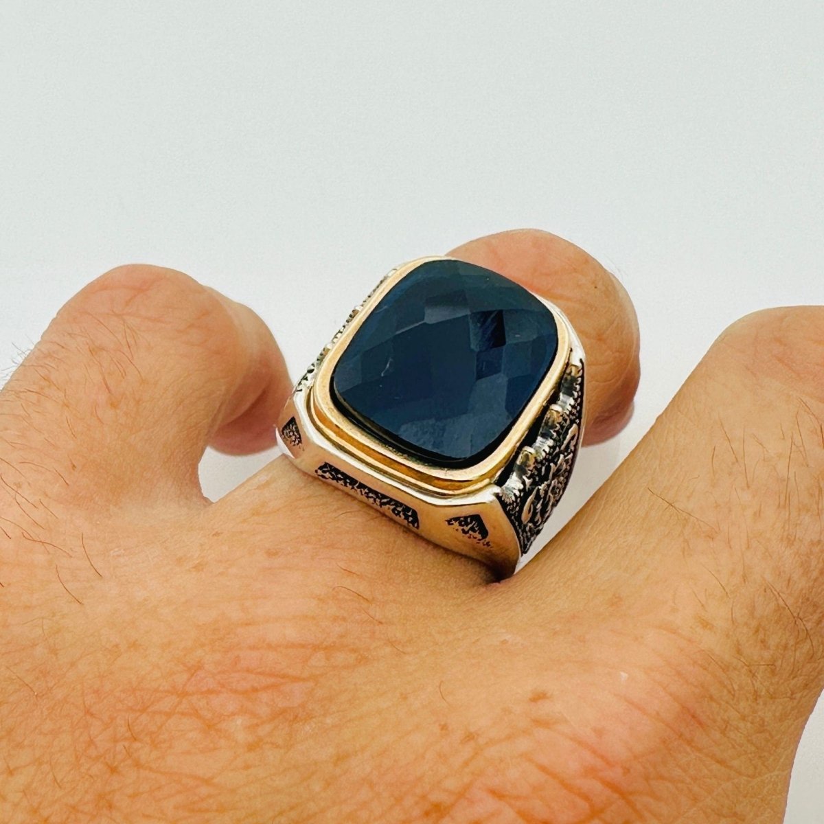 Men's Sapphire Stone Silver Ring - TryAladdin