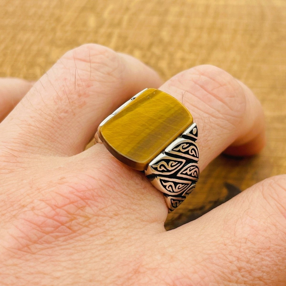 Men’s Tiger Eye Ottoman Ring - TryAladdin