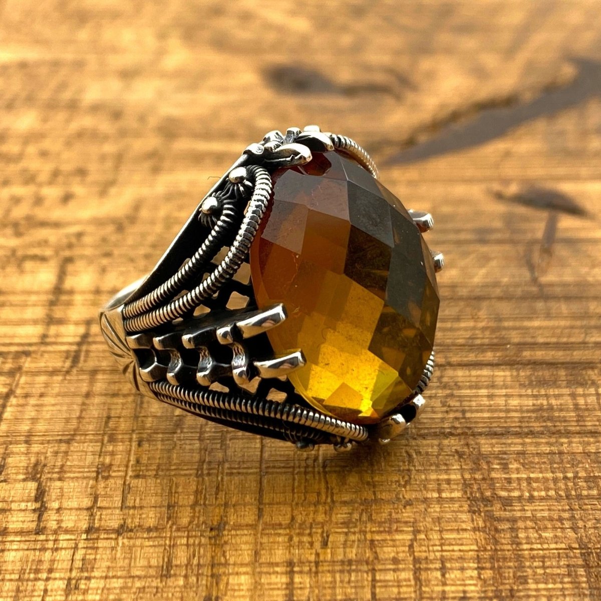 Men's Zultanite Color Changing Stone Silver Ring - TryAladdin