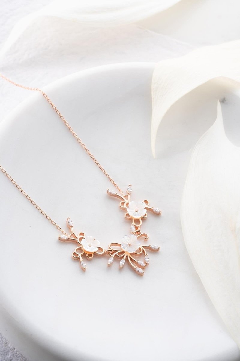 Nereze | Rose 3 - Piece Sprouted Magnolia Flower Necklace - TryAladdin