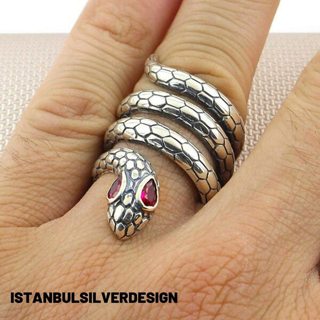 Snake Red Stone Ring - TryAladdin