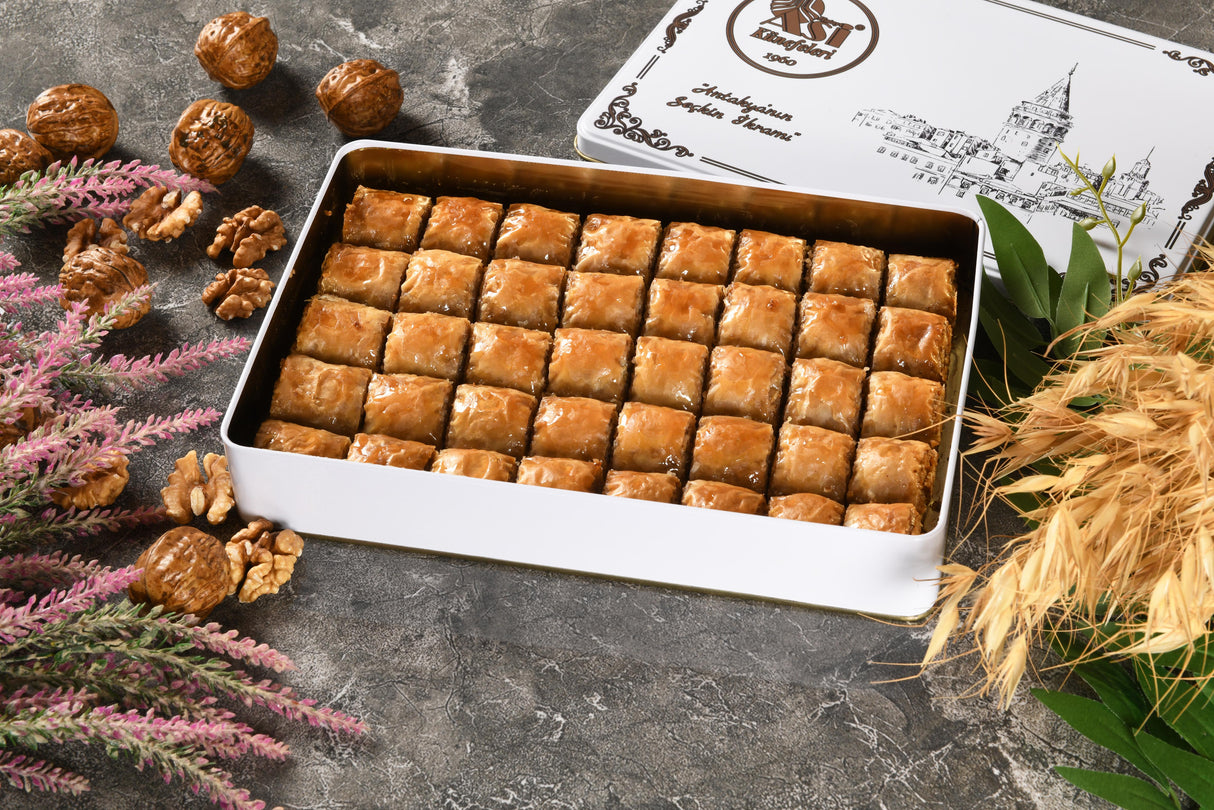 Asi | Special Mini Baklava with Walnut in Gift Metal Box - TryAladdin