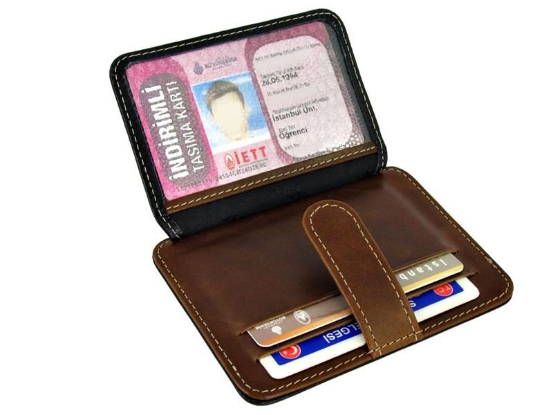 Taki | Zenga Men's Leather Wallet - Calfskin Holder - TryAladdin