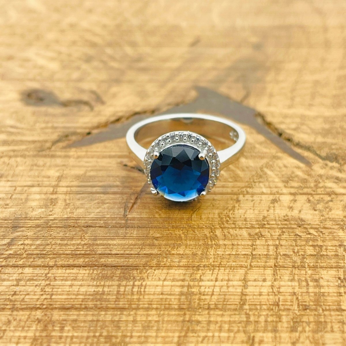 Women's Blue Sapphire Ring - TryAladdin