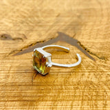 Women’s Zultanite Square Stone Ring - TryAladdin