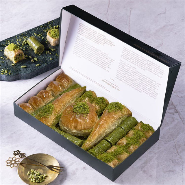 Karakoy Gulluoglu | Premium Baklava with Pistachios Gift Box - TryAladdin